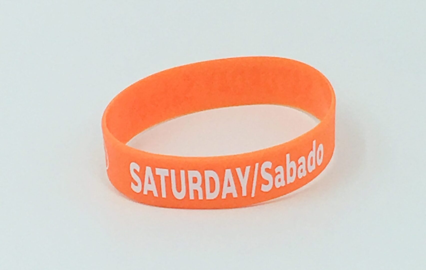 Saturday/Sabado